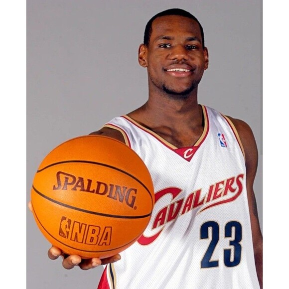 LeBron James (Mitchell/Ness)-(Cavs)-(Jersey)-(White)-(New Condition)-(XL)-$100 - Picture 8 of 11